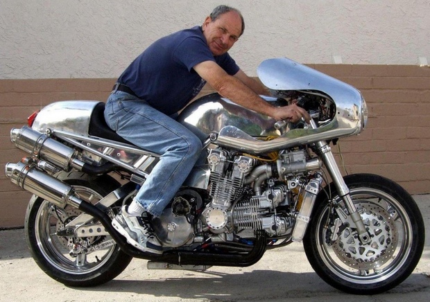 Honda CBX V12 Caf? Racer